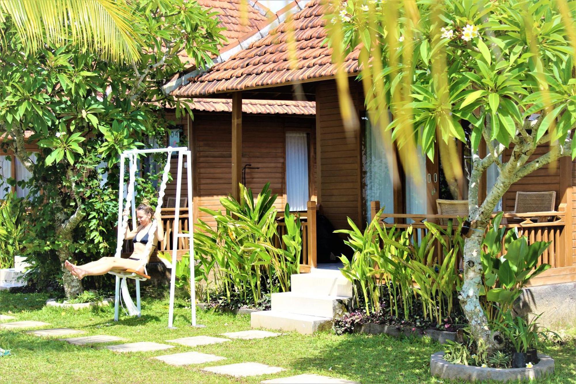 Green Village Jungle Resort Batununggul エクステリア 写真