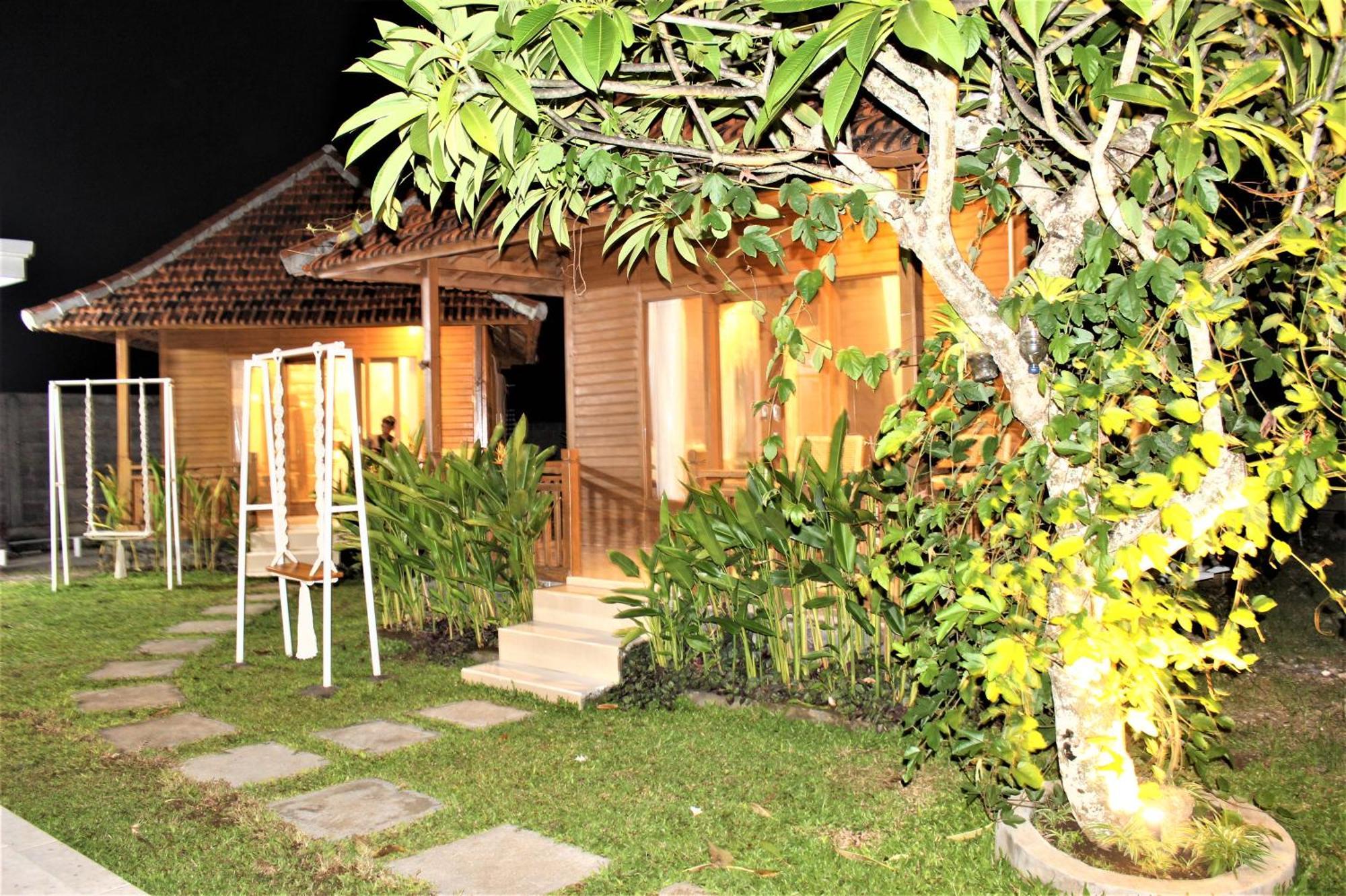 Green Village Jungle Resort Batununggul エクステリア 写真