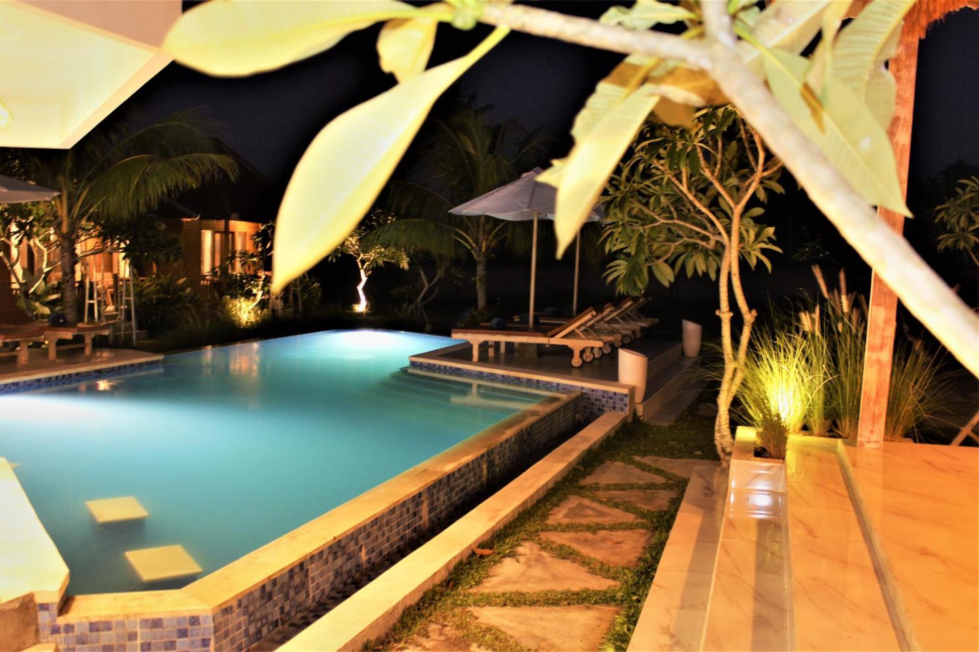 Green Village Jungle Resort Batununggul エクステリア 写真