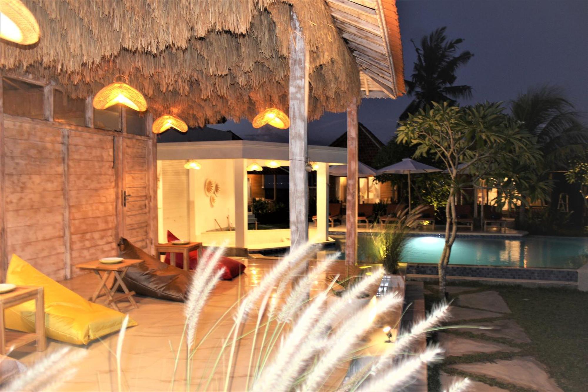 Green Village Jungle Resort Batununggul エクステリア 写真
