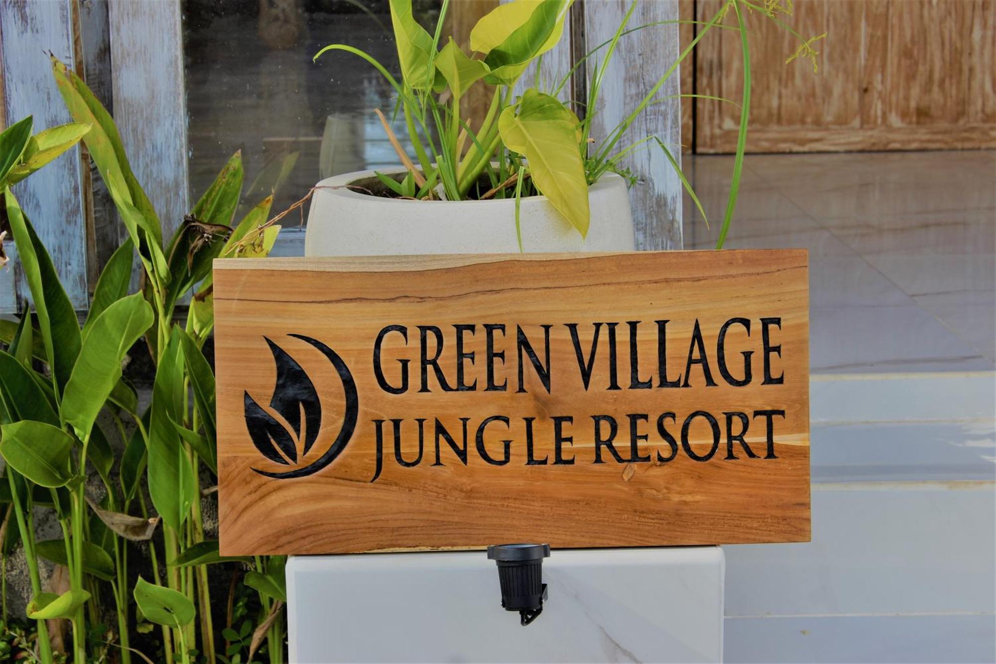 Green Village Jungle Resort Batununggul エクステリア 写真