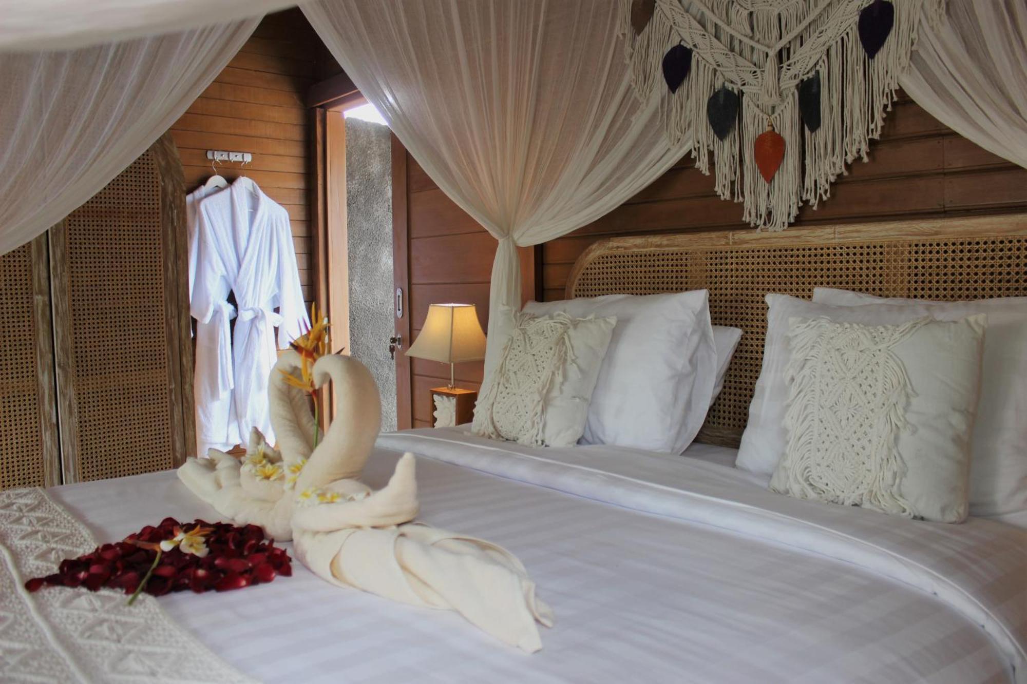 Green Village Jungle Resort Batununggul エクステリア 写真