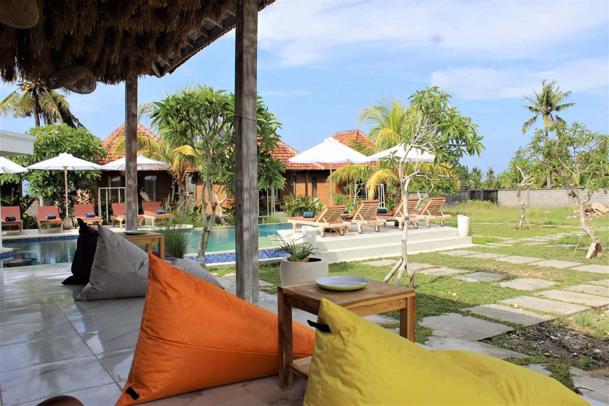 Green Village Jungle Resort Batununggul エクステリア 写真