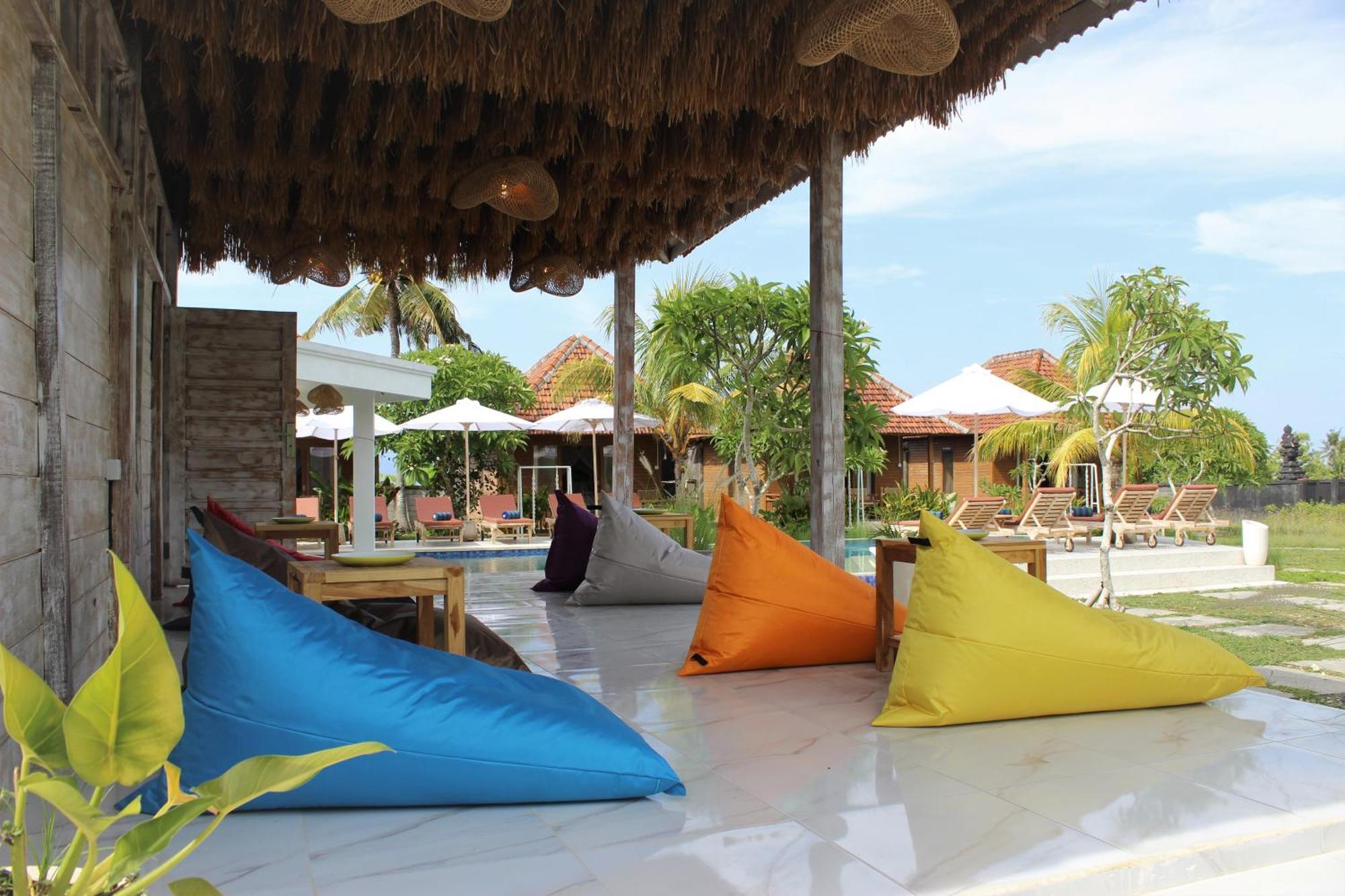 Green Village Jungle Resort Batununggul エクステリア 写真
