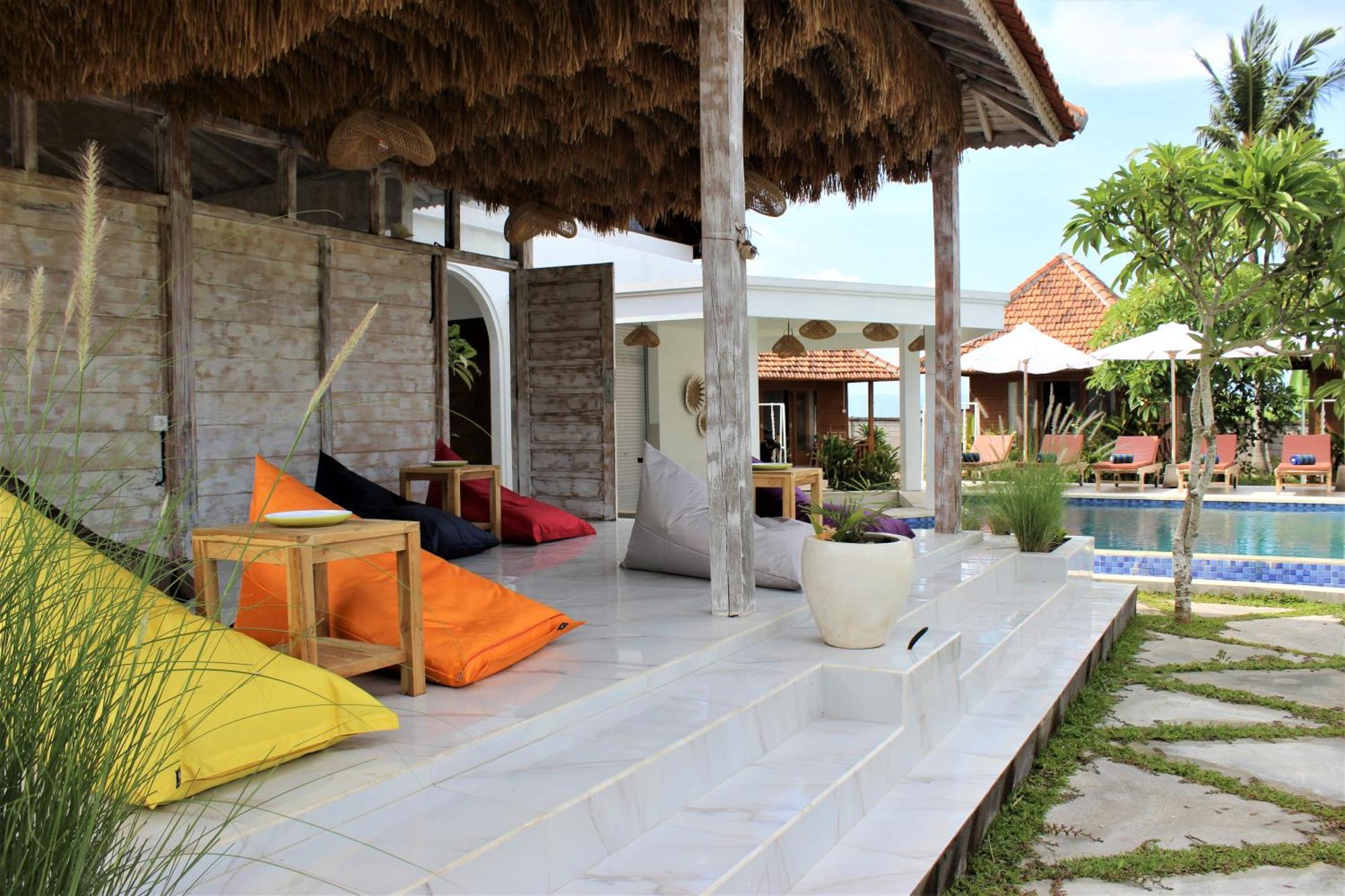 Green Village Jungle Resort Batununggul エクステリア 写真