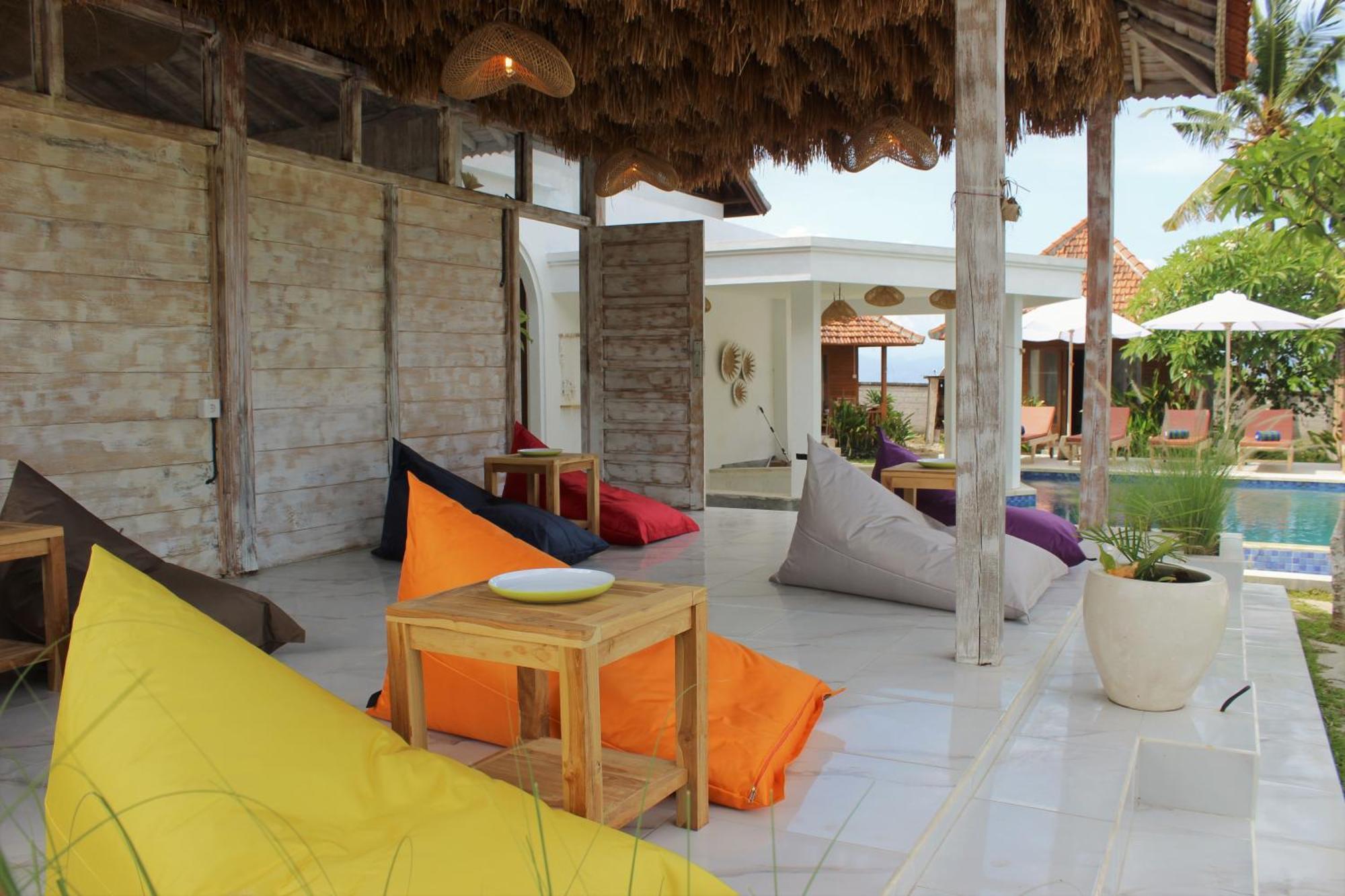Green Village Jungle Resort Batununggul エクステリア 写真
