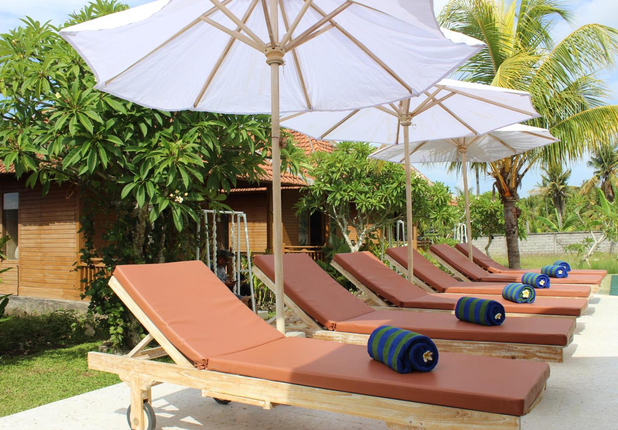 Green Village Jungle Resort Batununggul エクステリア 写真